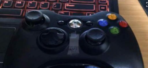 Win10專業版電腦怎么連接XBOX360無線手柄？