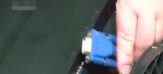 Win10專業版系統電腦屏幕不清晰有虛影怎么回事？