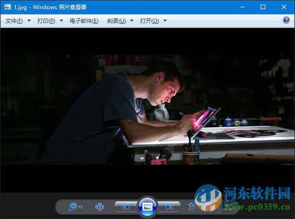 Win10系統照片查看器背景顏色怎么修改?