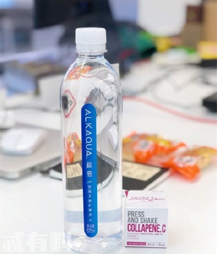 抖音很火礦泉水瓶蓋是什么有什么作用？泰國的飲料Fresh Doze價格是多少？