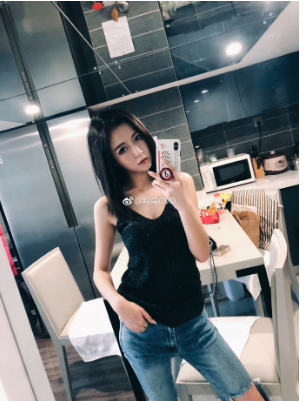 抖音煙槍嗓音另類唱腔莉哥o3o個人資料介紹!